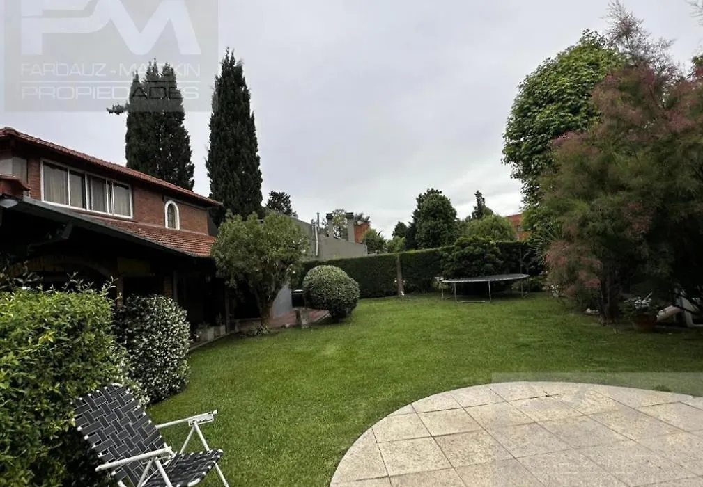 Casa en country banco provincia-1